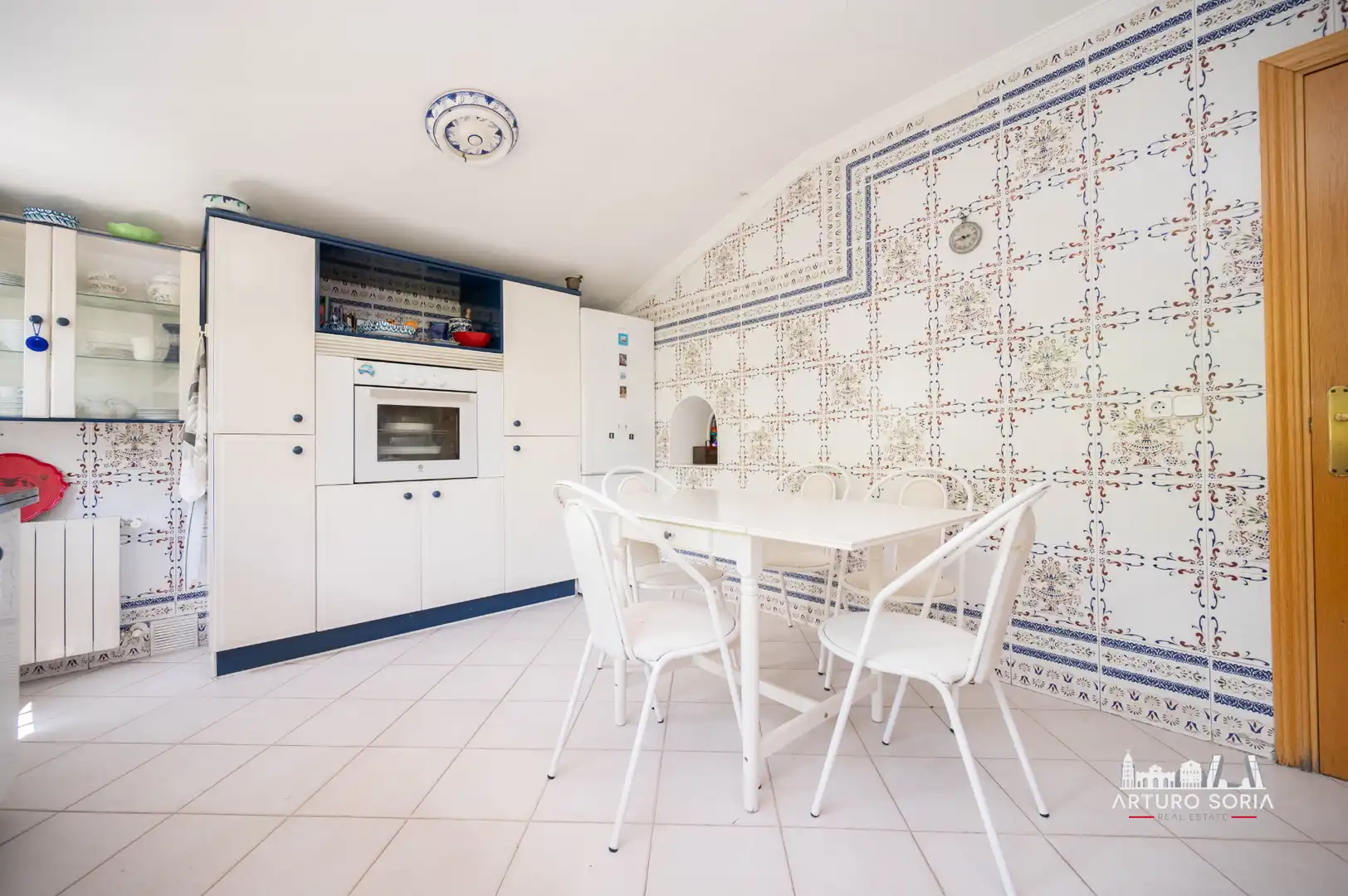 Cocina de Casa o chalet en venta en Madrid con Calefacción y Jardín privado
