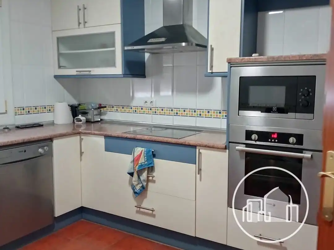 Chalet con jardín en venta en Villarcayo de Merindad de Castilla la Vieja, imagen 4