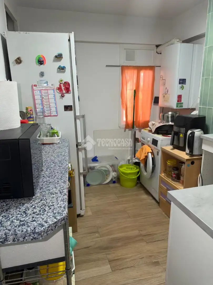 Kitchen of Flat for sale in Madrid  with Heating, Terrace and Storage room
