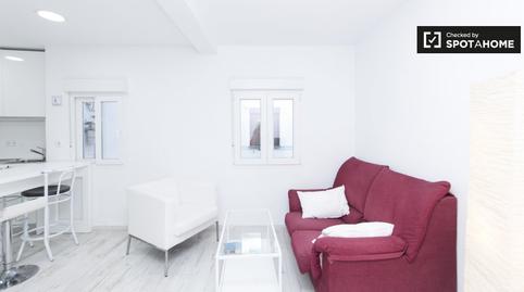 Foto 5 de Apartament per a compartir a Numancia, Madrid