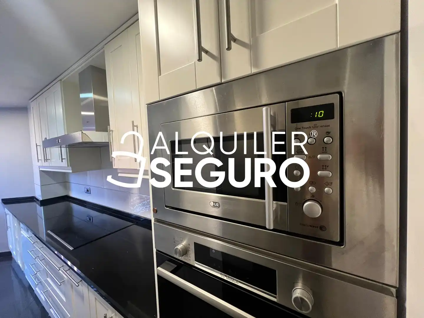 Kitchen of Flat for rent in Tres Cantos  with Air Conditioner and Heating