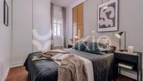 Dormitori de Apartament de lloguer en  Madrid Capital amb Aire condicionat, Calefacció i Moblat