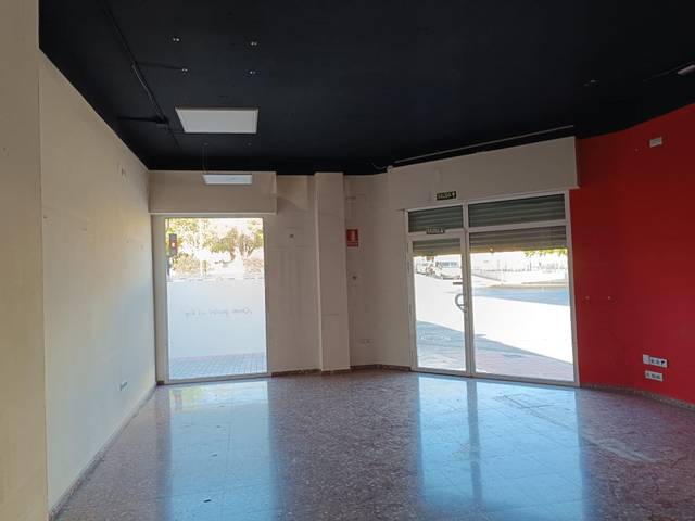 Local comercial en Alquiler en Petrer
