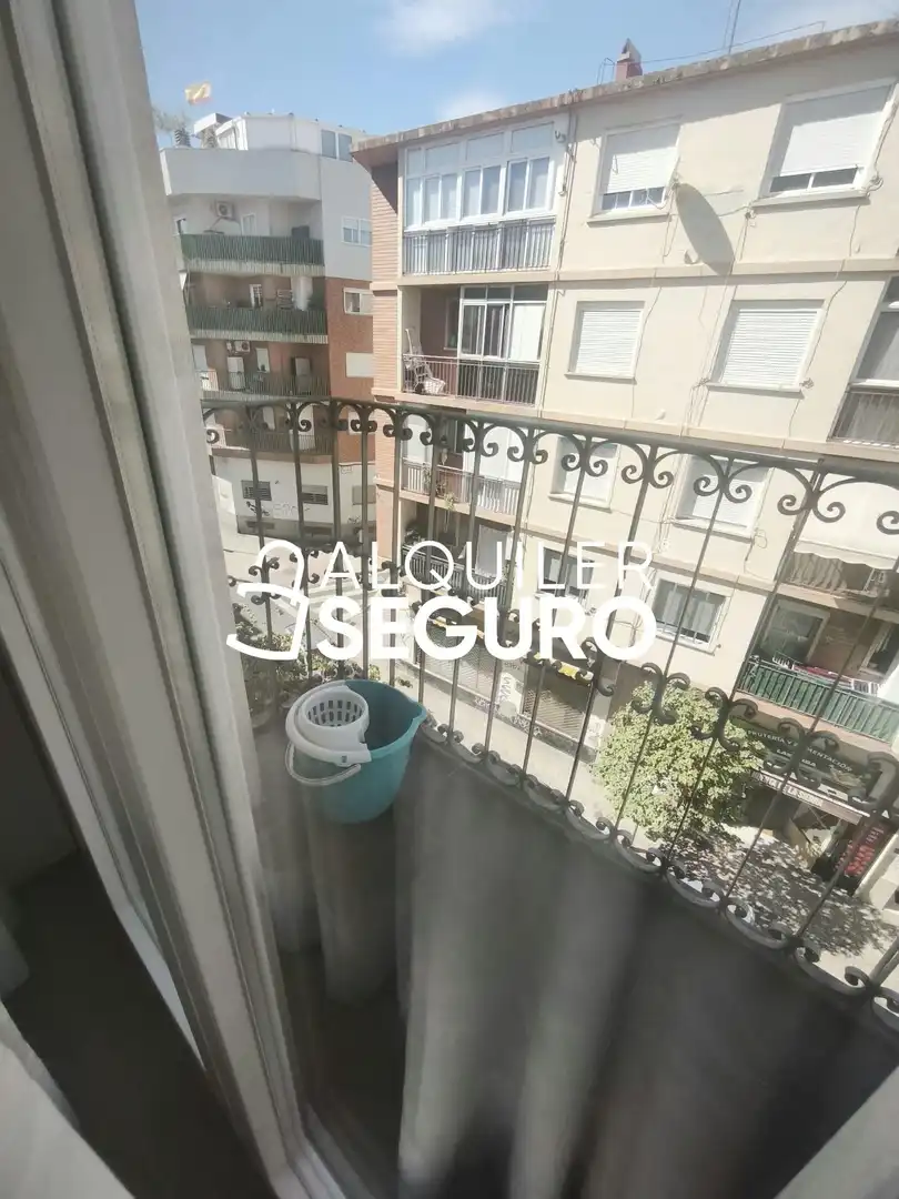Balcony of Flat for rent in Zaragoza  with Air Conditioner, Heating and Furnished