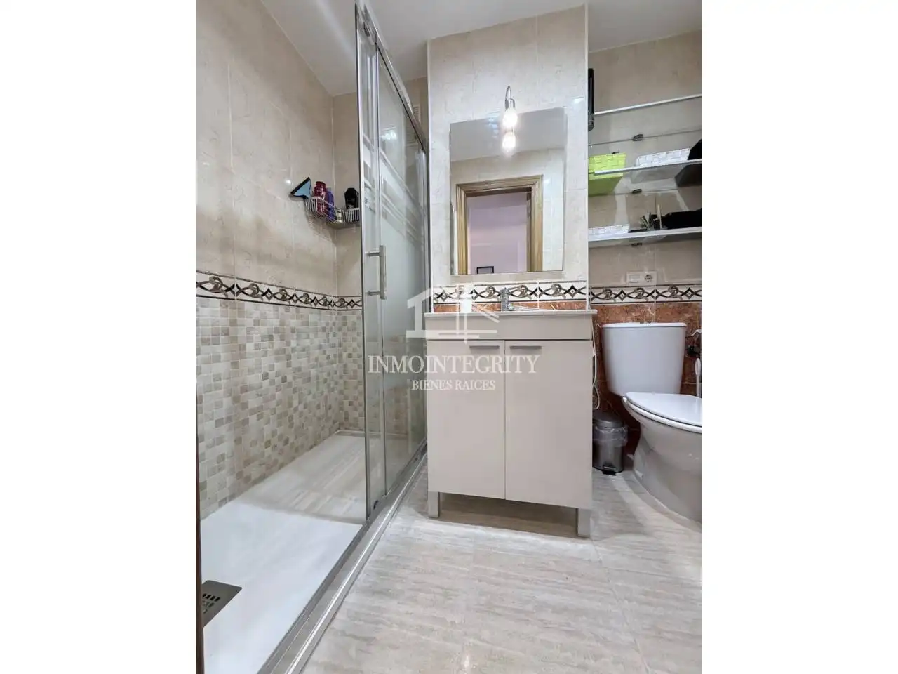 Bany de Apartament en venda en Oropesa del Mar / Orpesa amb Aire condicionat, Terrassa i Moblat