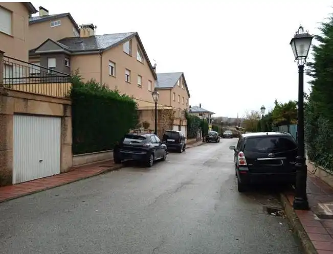 Adossat en venda a Lomas De San Roque 18, imagen 3
