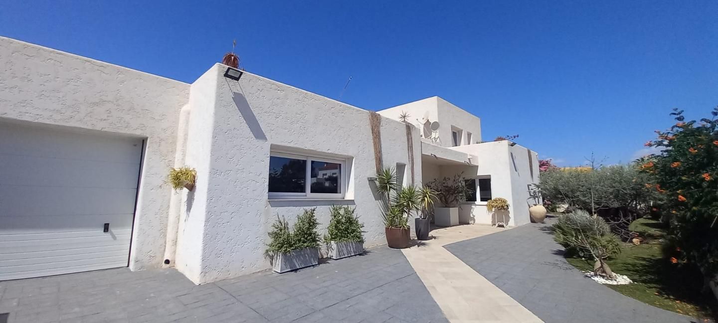 Vista exterior de Casa o xalet en venda en Cuevas del Almanzora amb Aire condicionat, Calefacció i Jardí privat