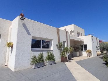 Haus mit Pool zum Verkauf in La Algarrobina