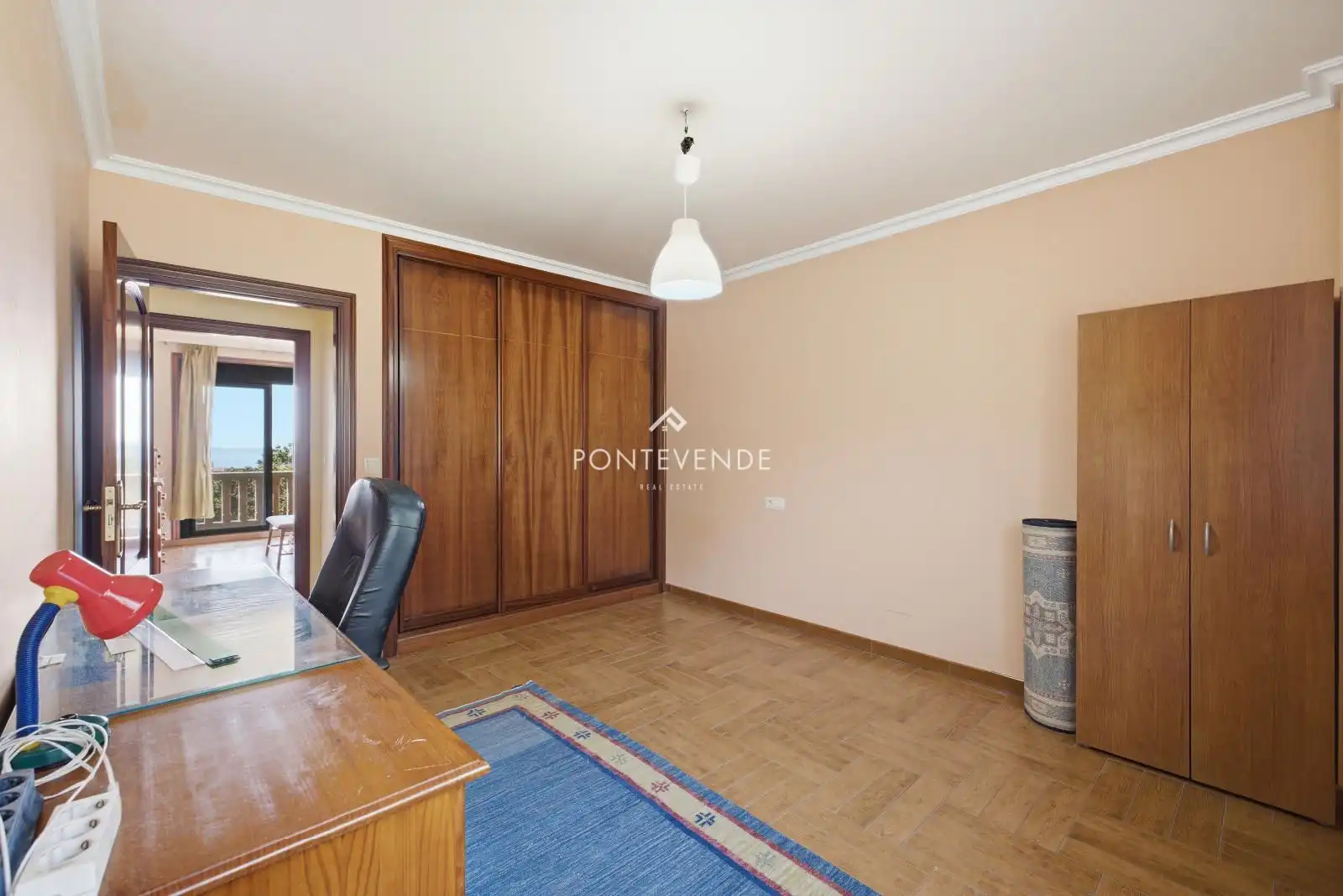 Habitación de Casa o chalet en venta en Marín con Calefacción, Terraza y Trastero