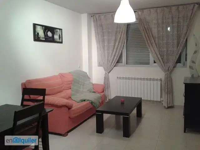 Sala d'estar de Apartament en venda en Castellanos de Moriscos amb Calefacció, Terrassa i Moblat