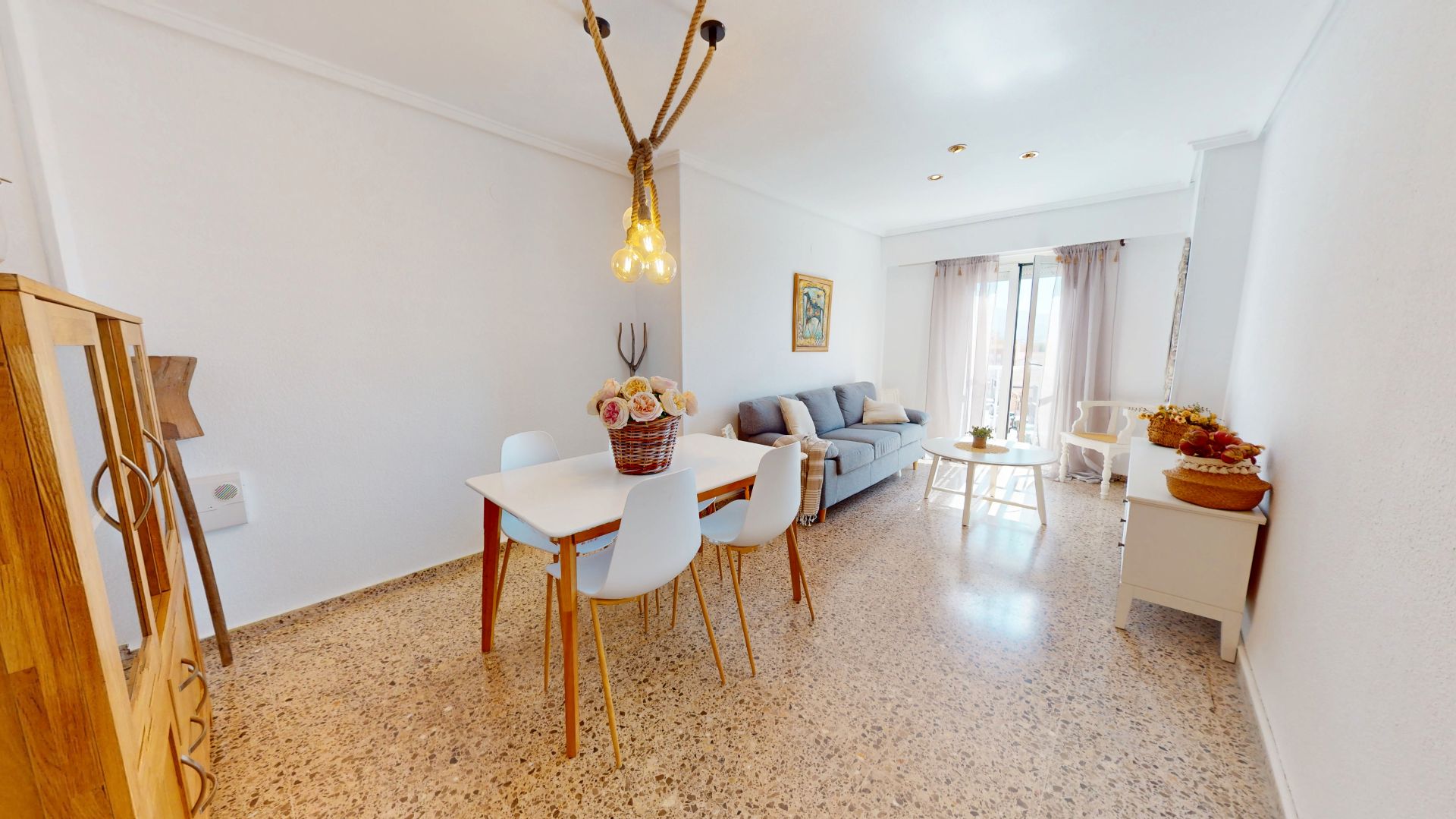 Menjador de Pis en venda en Sax amb Aire condicionat, Moblat i Balcó