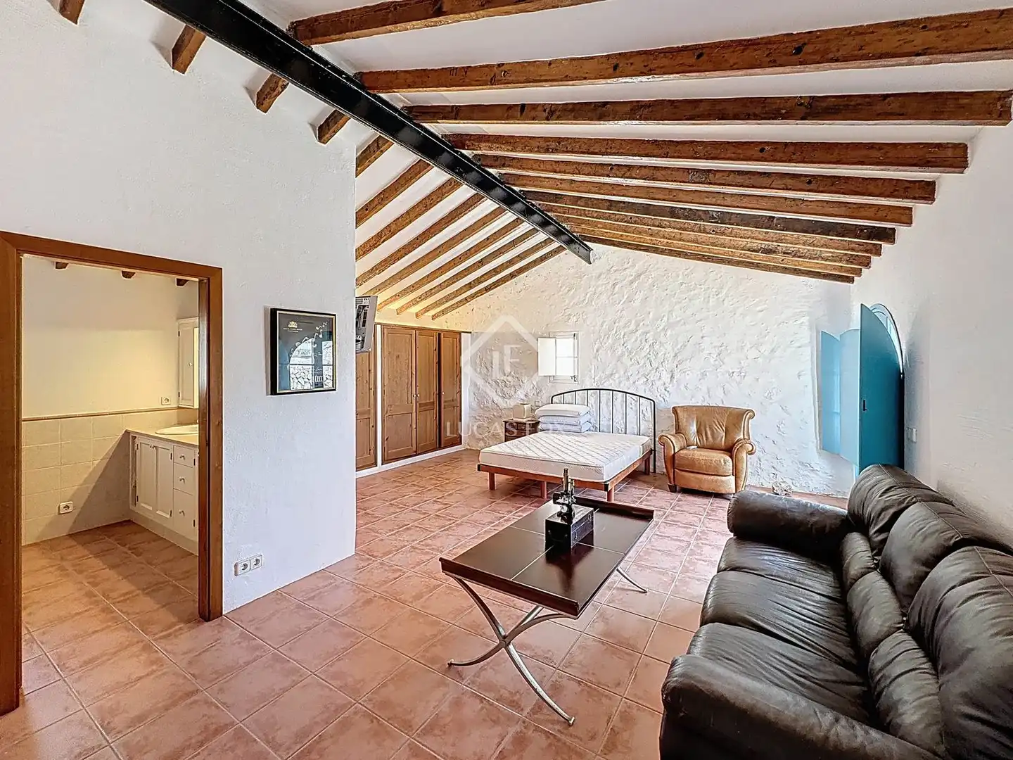 Sala de estar de Finca rústica en venta en Es Castell con Aire acondicionado, Calefacción y Jardín privado