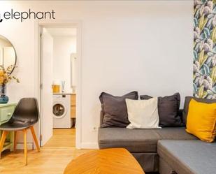 Exterior view of Planta baja for sale in  Madrid Capital  with Heating