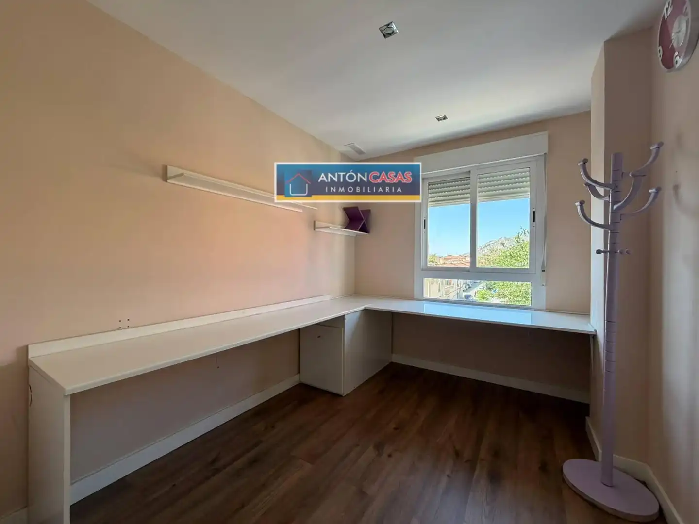 Bedroom of Flat for sale in Petrer  with Air Conditioner, Parquet flooring and Furnished