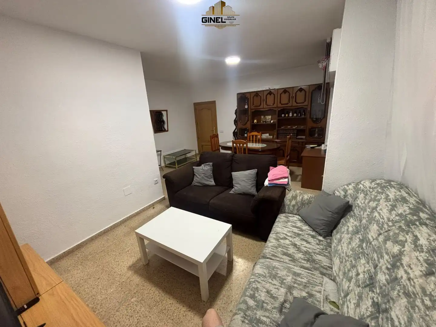 Sala d'estar de Pis de lloguer en Jaén amb Aire condicionat, Moblat i Balcó