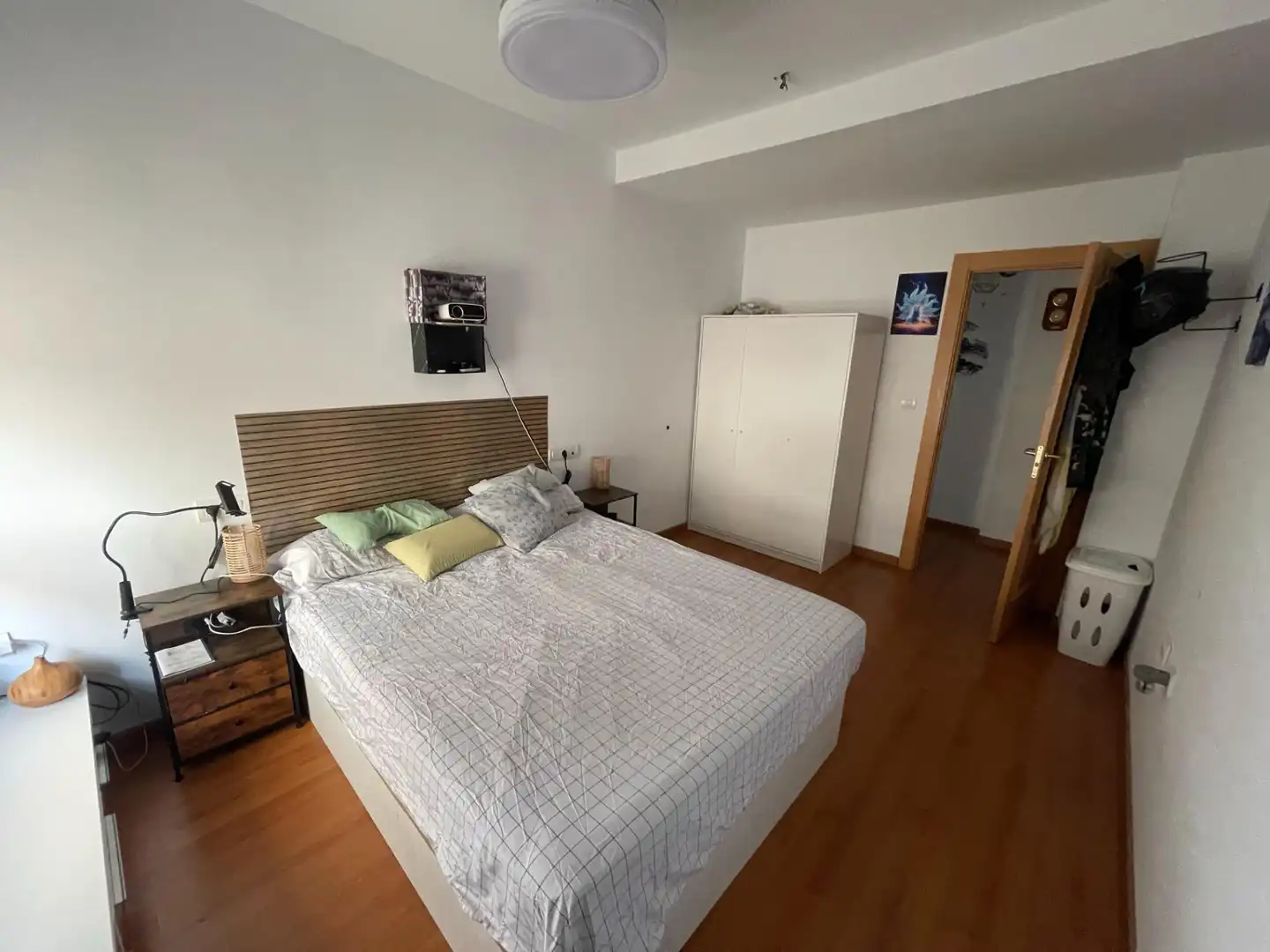 Habitación de Piso en venta en Cogollos de la Vega con Parquet