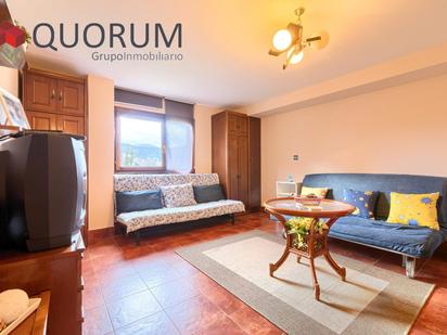 Living room of Premises for sale in Etxebarri
