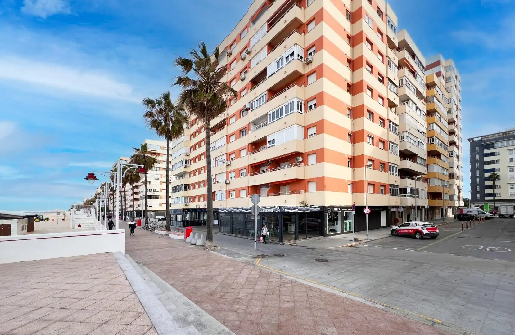 Vista exterior de Local en venda en Cádiz