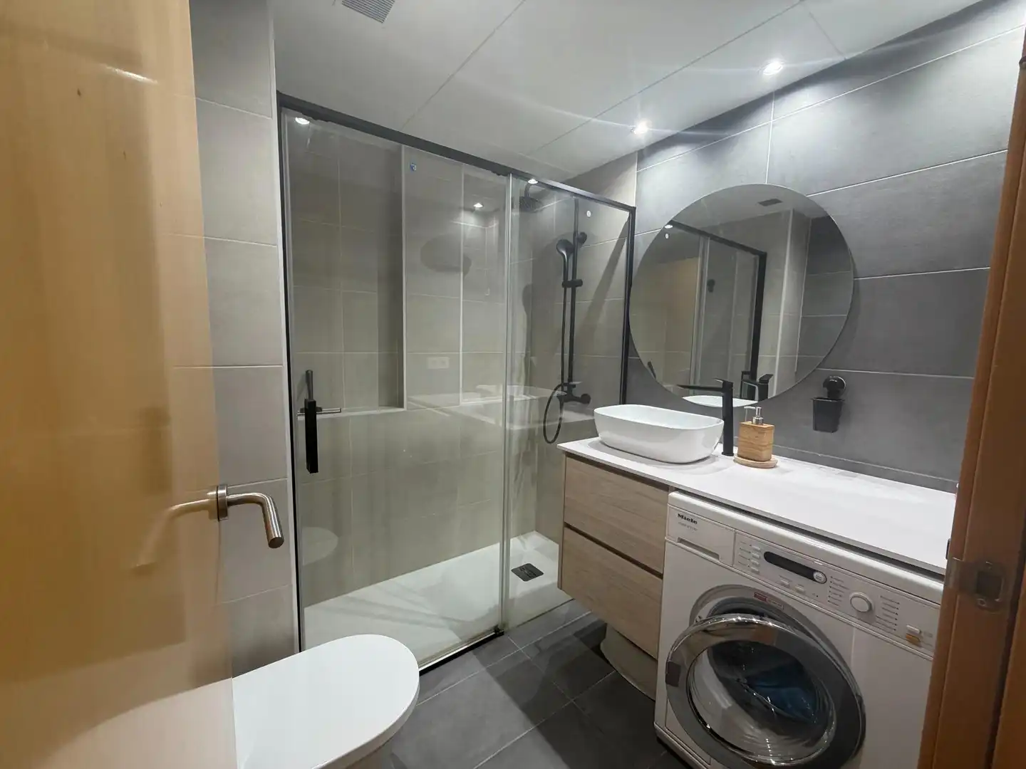 Baño de Ático en venta en Roses con Aire acondicionado, Parquet y Terraza