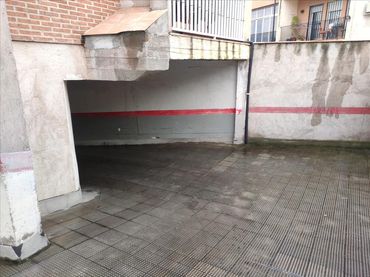 Parking with lift for sale in Alamillo
