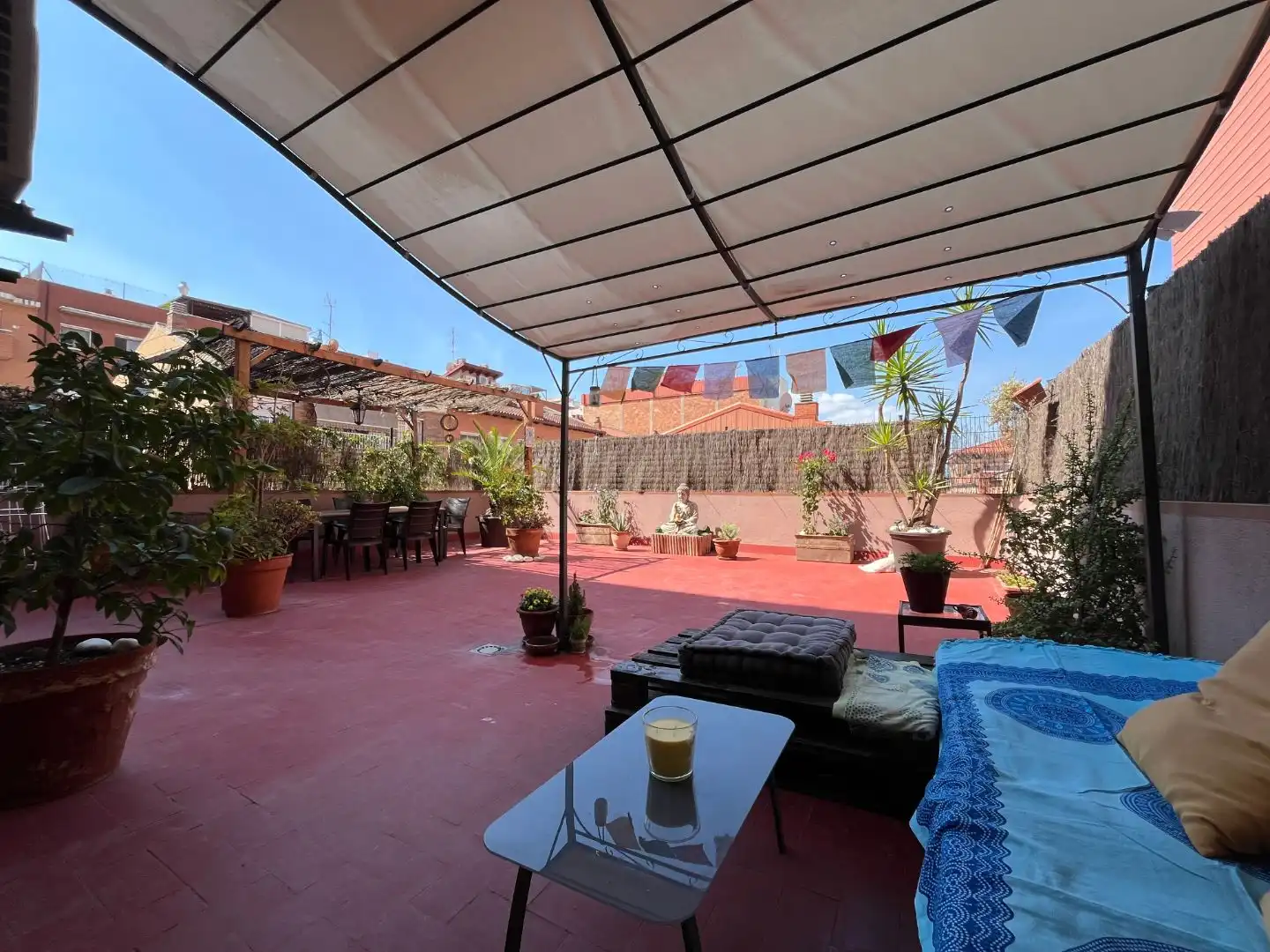 Terraza de Piso en venta en Cornellà de Llobregat con Aire acondicionado y Terraza