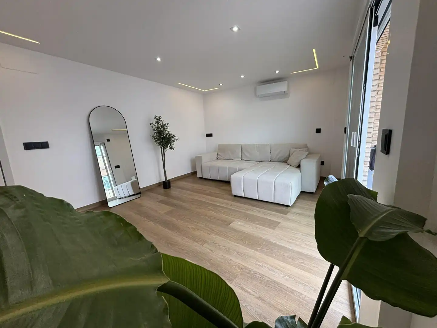 Sala d'estar de Pis en venda en Aldaia amb Aire condicionat i Balcó