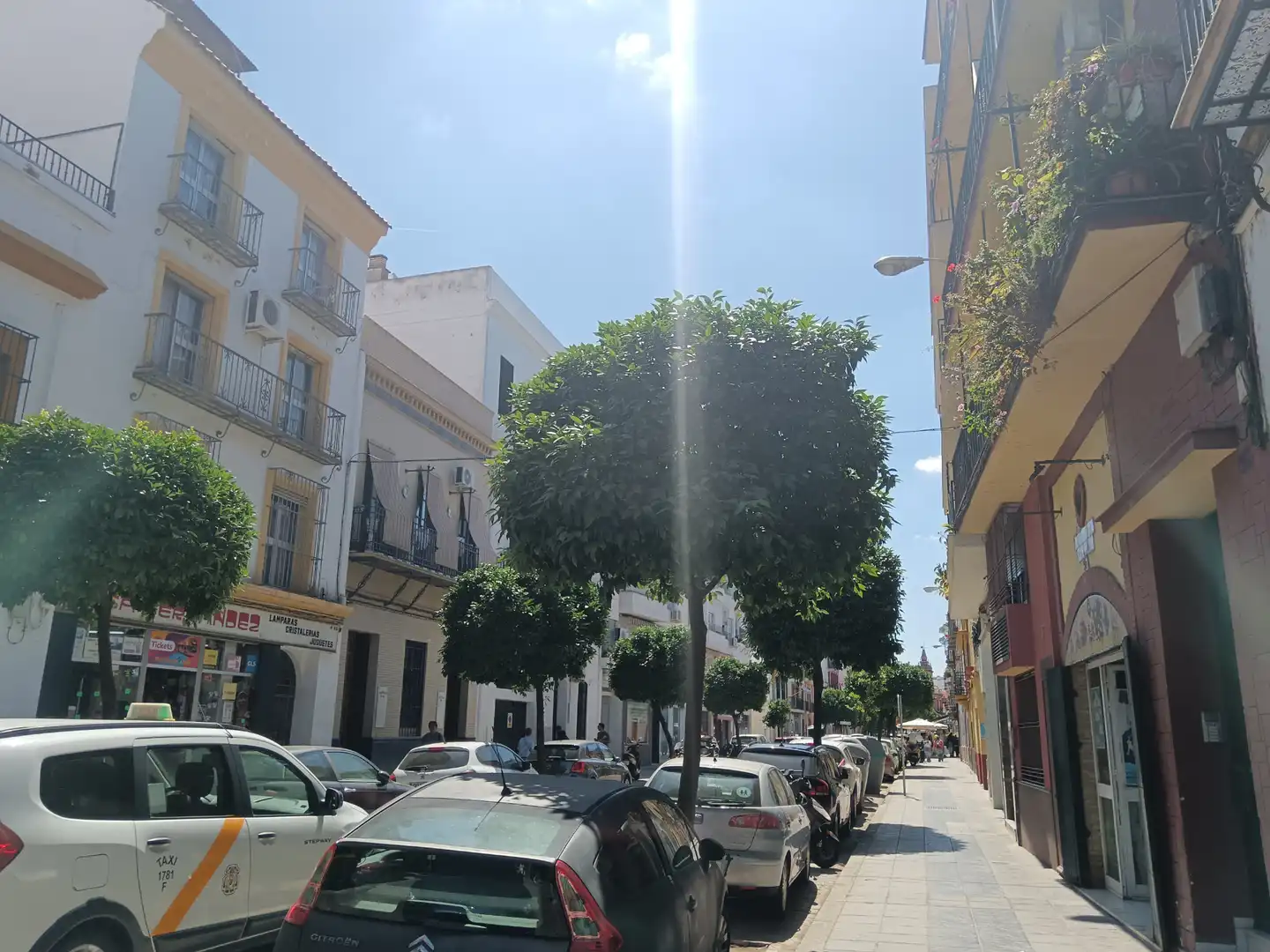 Vista exterior de Dúplex en venda en Sevilla amb Aire condicionat, Calefacció i Moblat