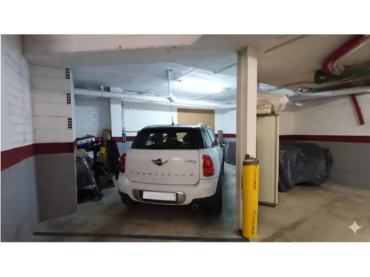 Parking de Dúplex en venta en Berga con Calefacción, Trastero y Balcón