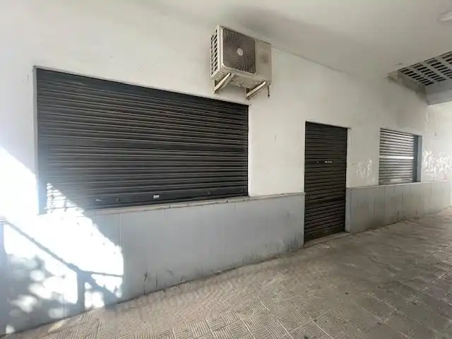 Büro zum Verkauf in San Juan de Aznalfarache mit Heizung und Möbliert