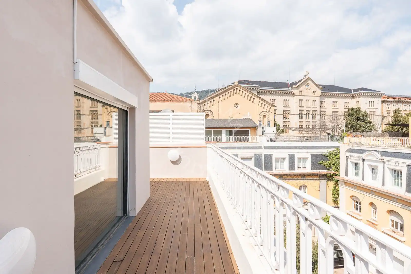 Terraza de Casa o chalet en venta en Barcelona con Calefacción y Terraza