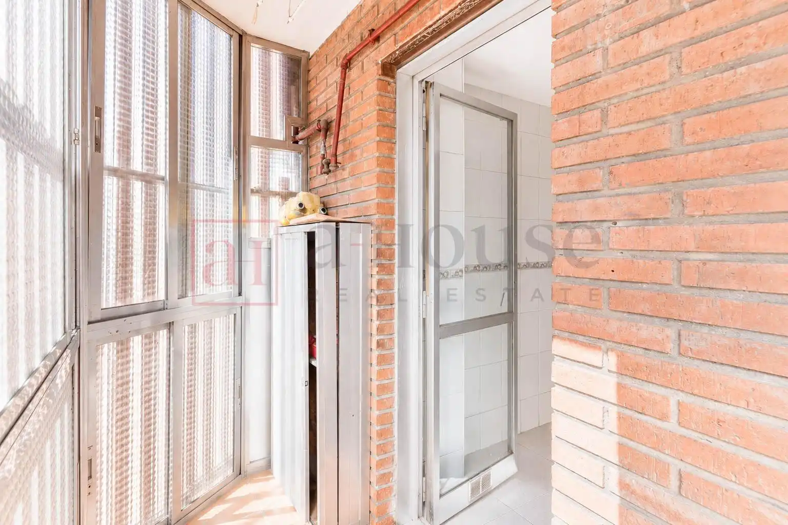 Wohnung zum Verkauf in Madrid mit Klimaanlage, Heizung und Terrasse