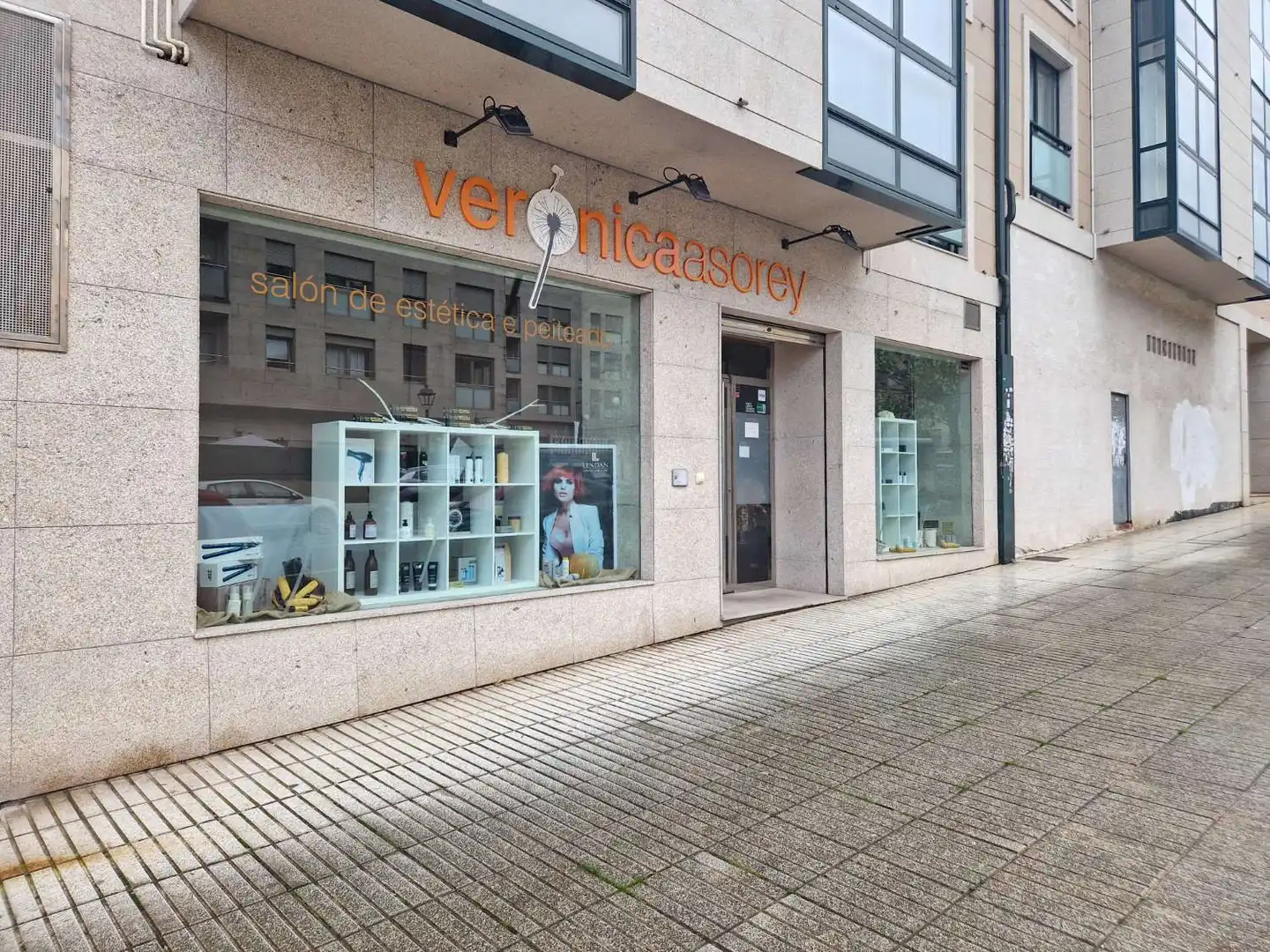 Locale commerciale in vendita a Bertamirans, imagen 18