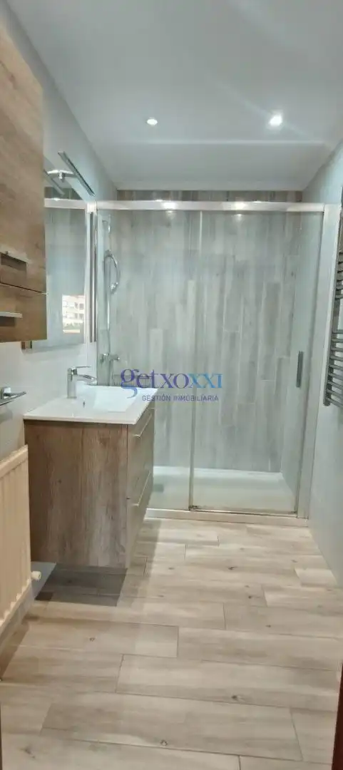 Baño de Piso en venta en Leioa con Calefacción, Terraza y Trastero