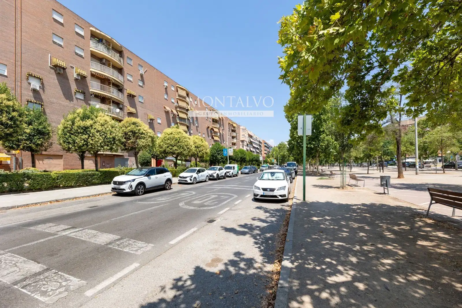 Exterior view of Flat for rent in Granada  with Terrace and Furnished