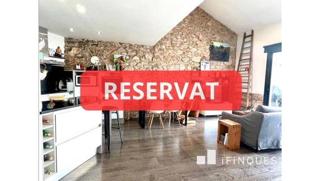 Casa-chalet en Venta en Poble - Casc Antic