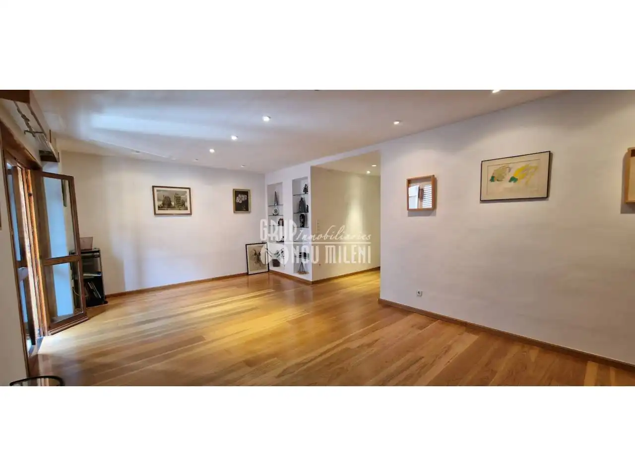 Wohnung zum Verkauf in Catarroja mit Klimaanlage, Heizung und Parkett