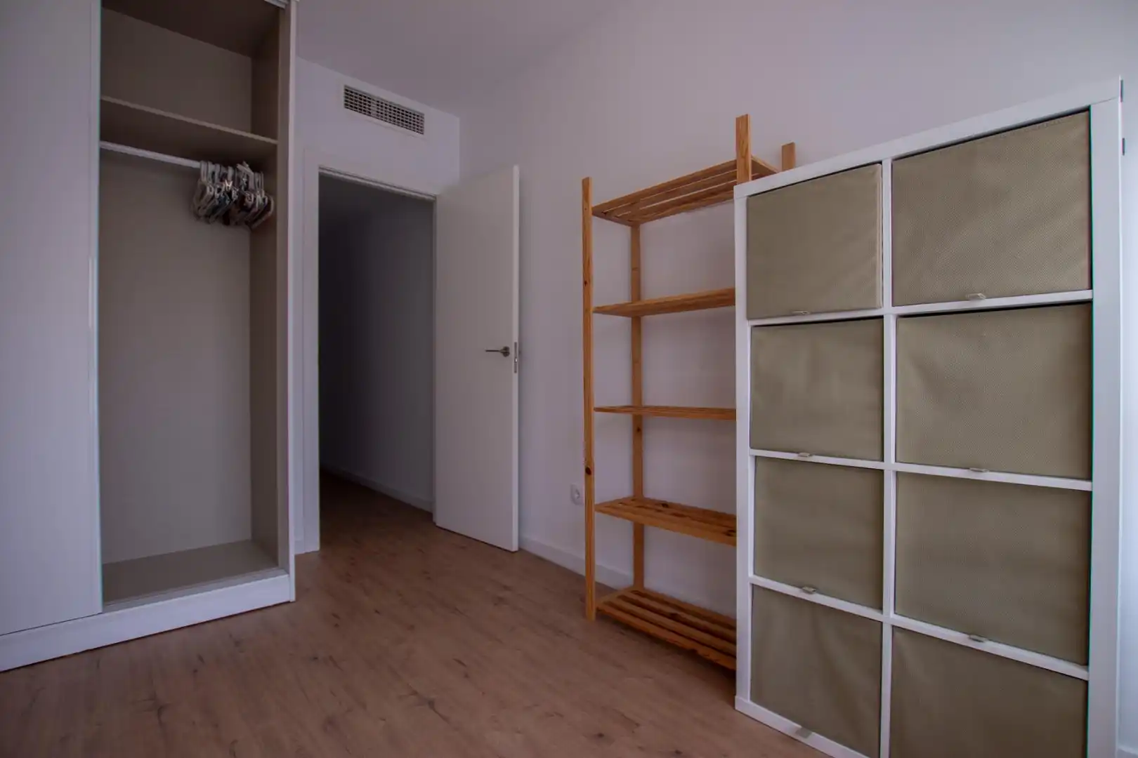 Habitación de Ático en venta en Águilas con Aire acondicionado, Terraza y Amueblado