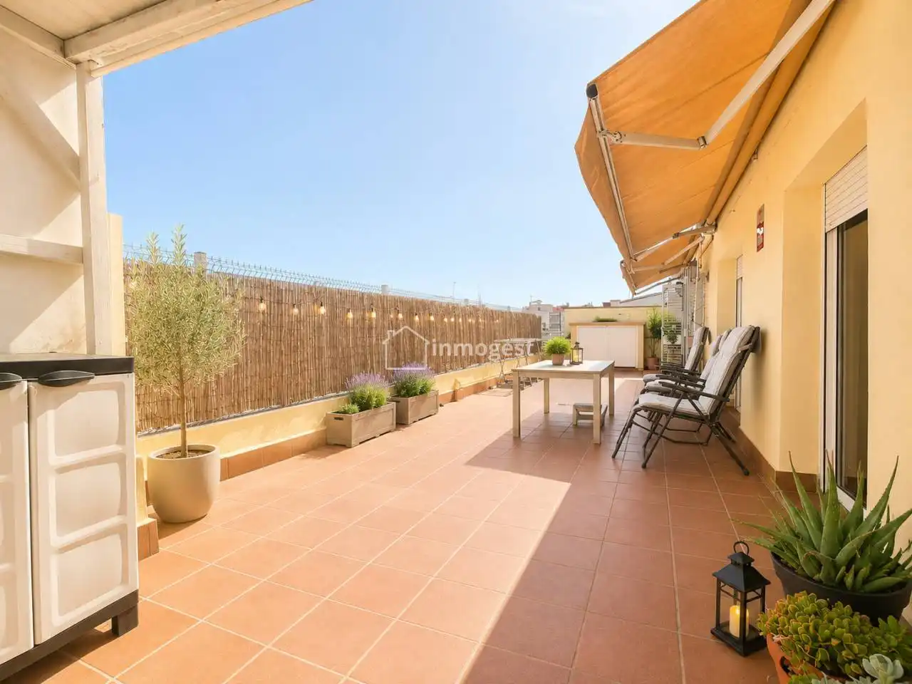 Terraza de Ático en venta en Salt con Calefacción y Terraza