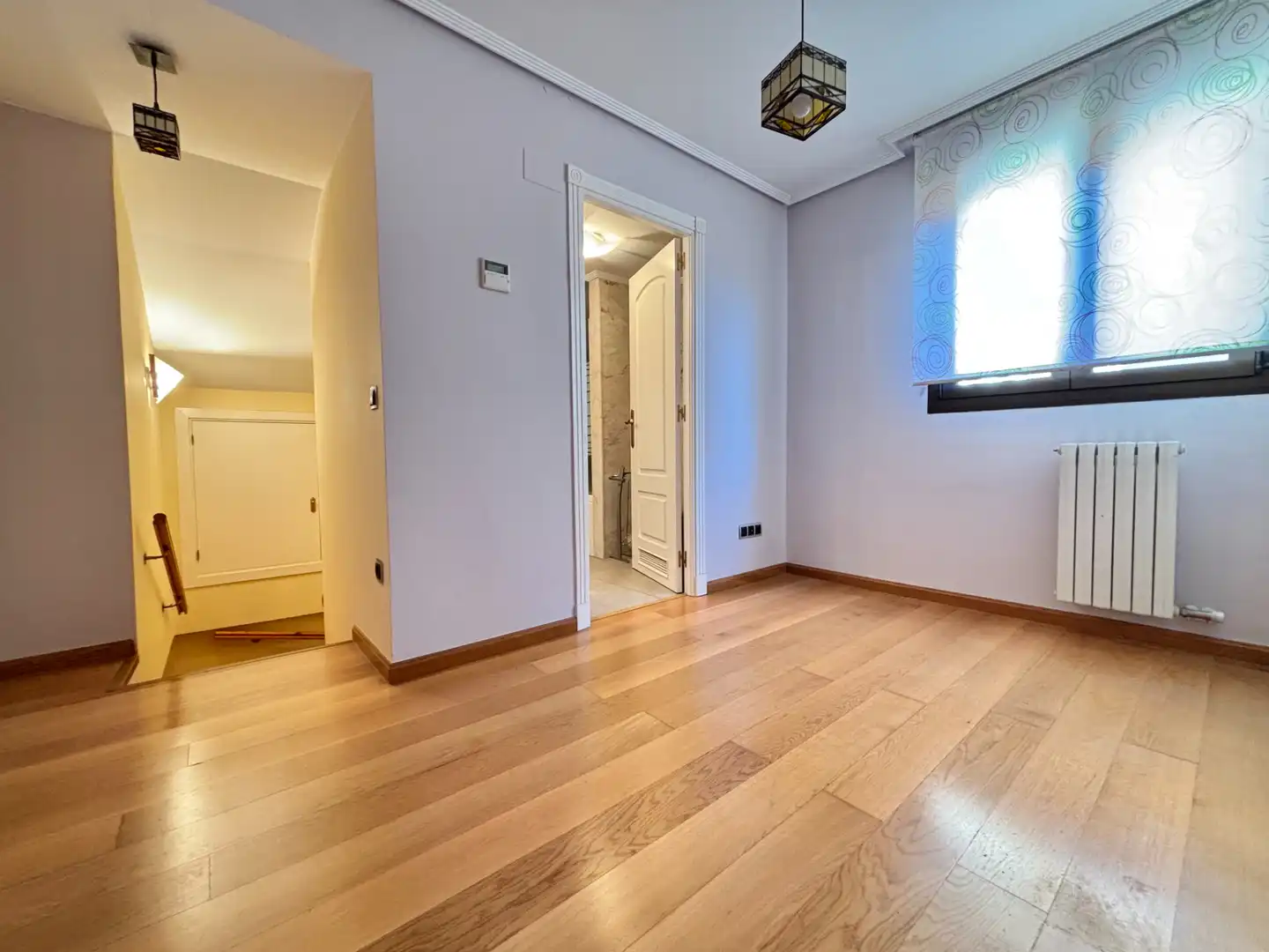 Schlafzimmer von Maisonette zum Verkauf in Zaragoza mit Klimaanlage, Heizung und Parkett