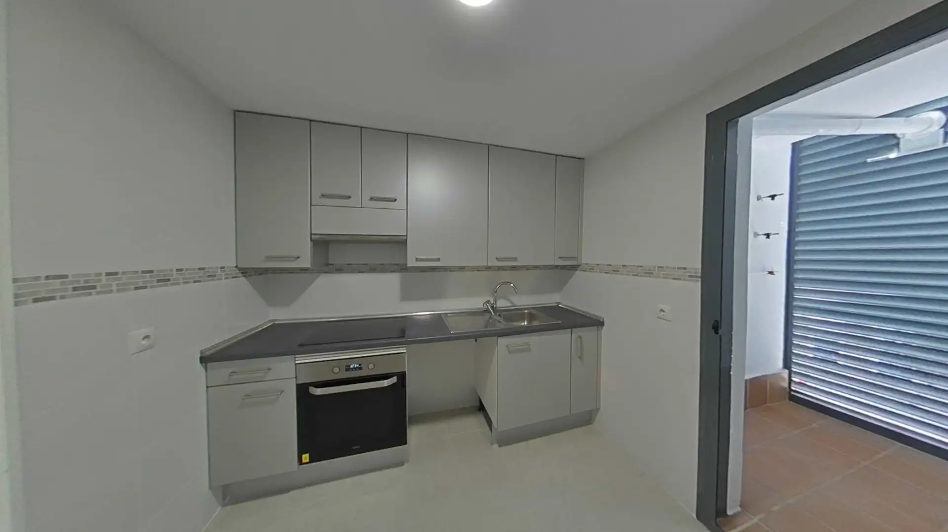 Kitchen of Flat for sale in Madrid  with Air Conditioner, Heating and Parquet flooring