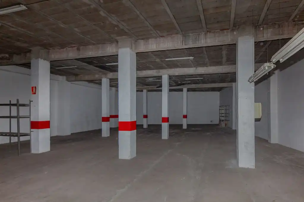 Business premises for sale in C/ Cardenal Cisneros, imagen 9
