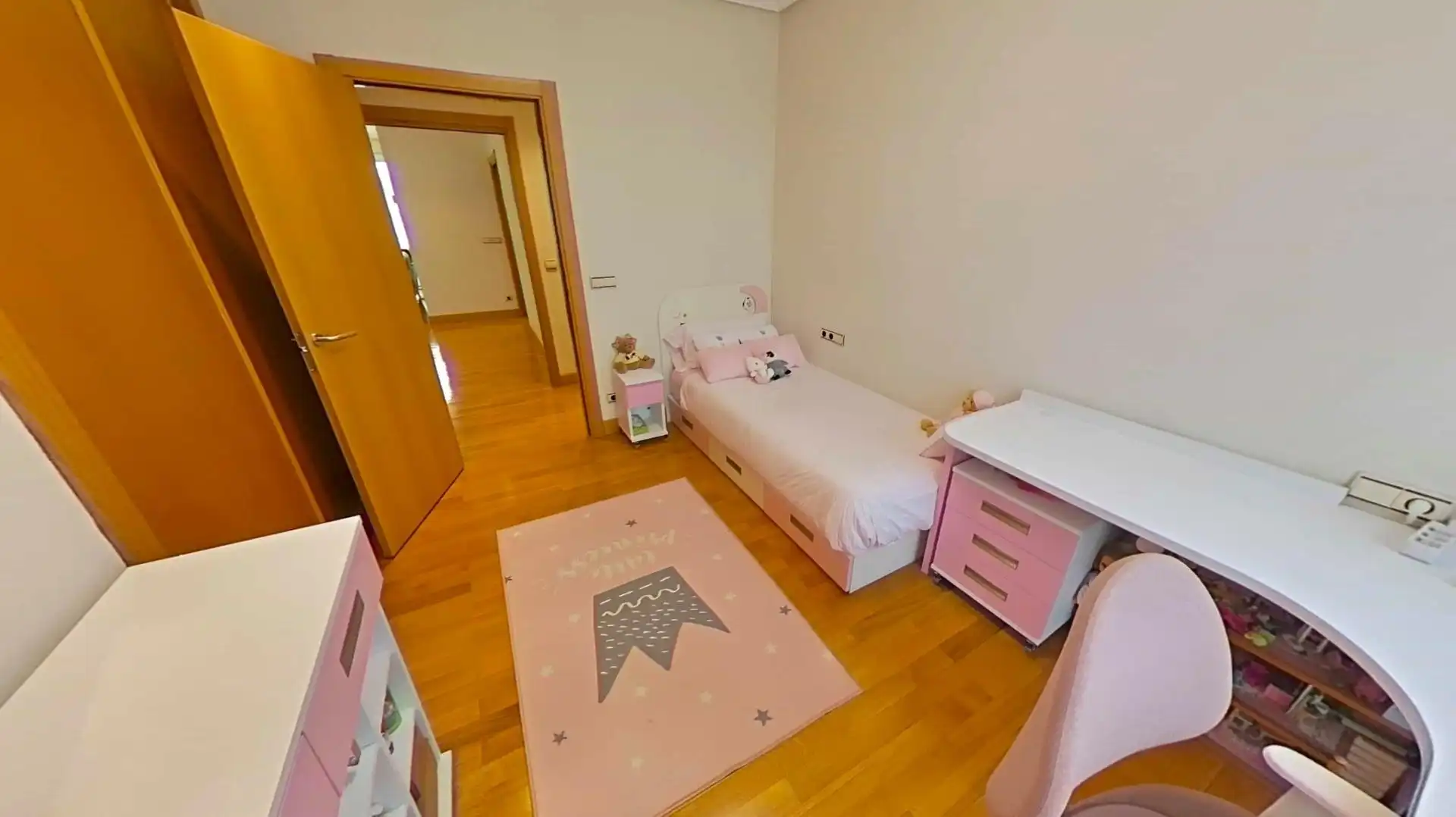 Habitación de Piso en venta en Donostia - San Sebastián  con Calefacción, Jardín privado y Terraza