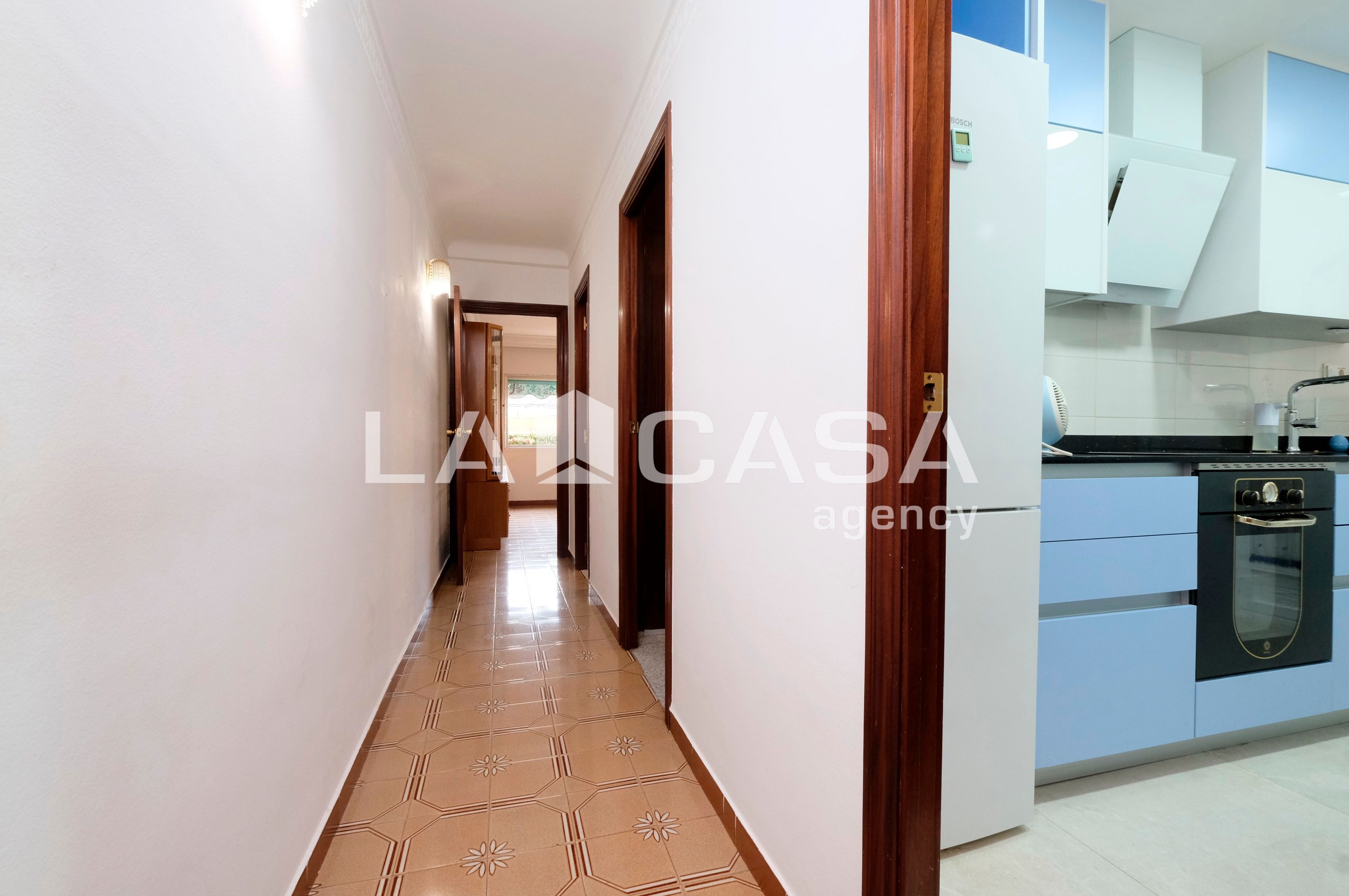 Piso en venta en La Prosperitat, Nou Barris,  Barcelona Capital
