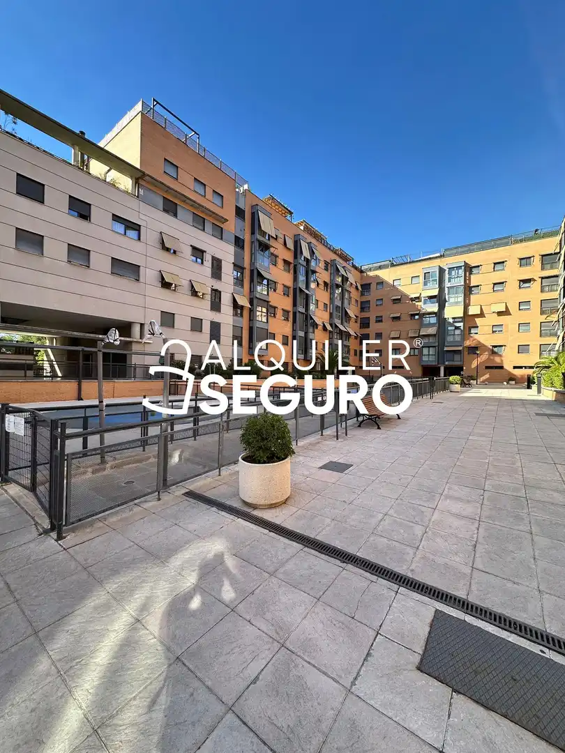 Appartamento con piscina in affitto a Ladera de los Almendros