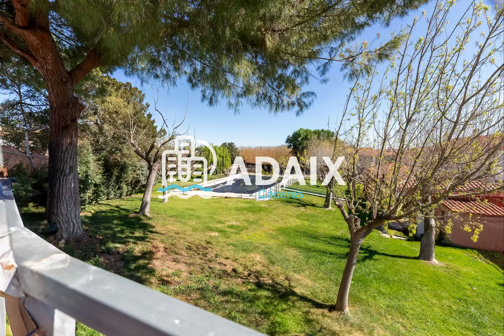 Jardí de Casa o xalet en venda en Cáceres amb Aire condicionat, Calefacció i Traster