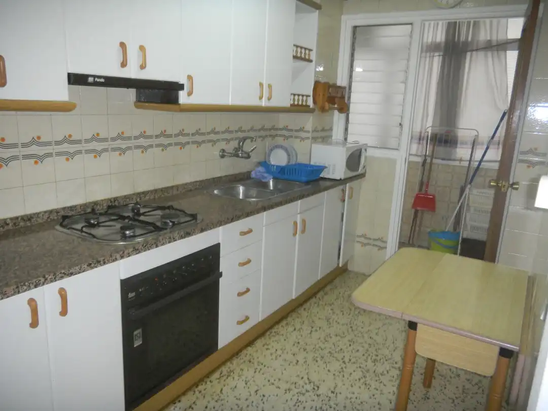 Cocina de Piso de alquiler en Tarragona con Terraza, Amueblado y Horno