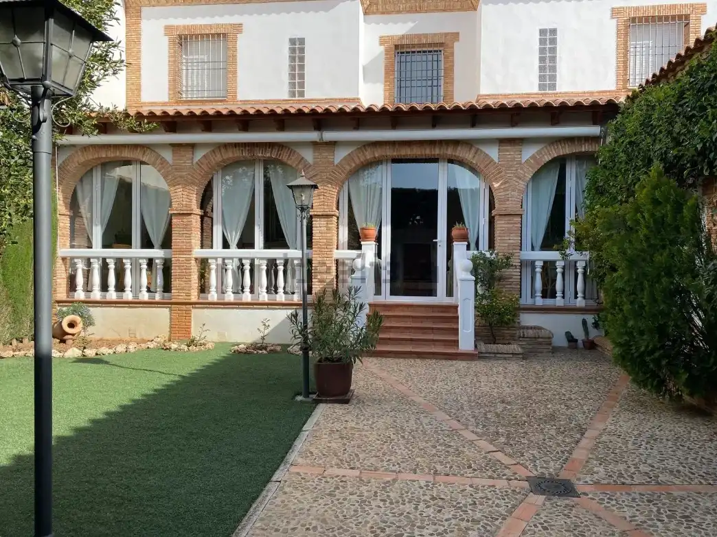 Terraza de Casa o chalet en venta en Argamasilla de Calatrava con Aire acondicionado, Jardín privado y Amueblado