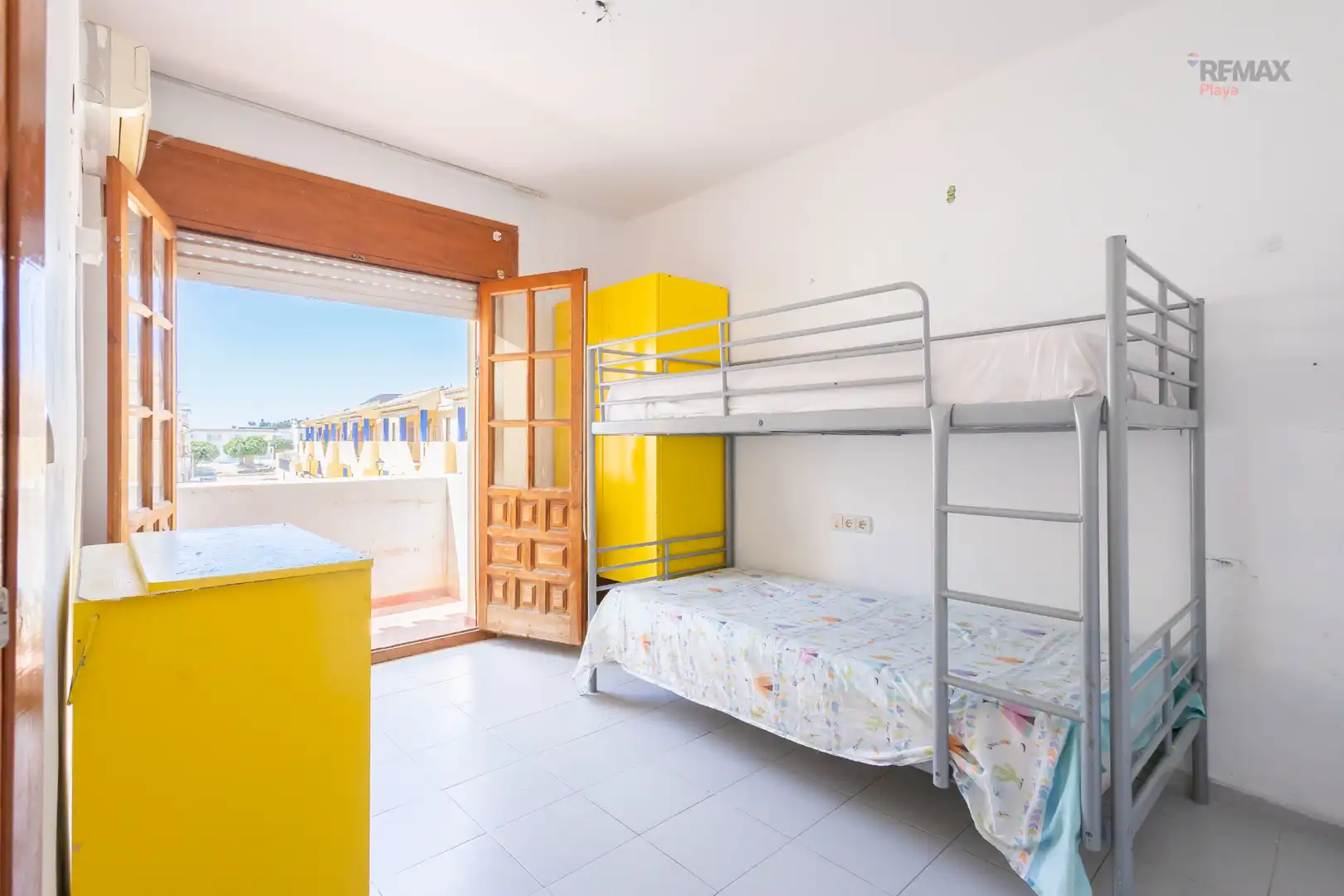 Habitación de Casa adosada en venta en Garrucha con Aire acondicionado, Terraza y Balcón