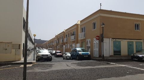 Photo 3 of Flat for sale in C/ Felo Monzón, Argana Alta - Maneje, Arrecife