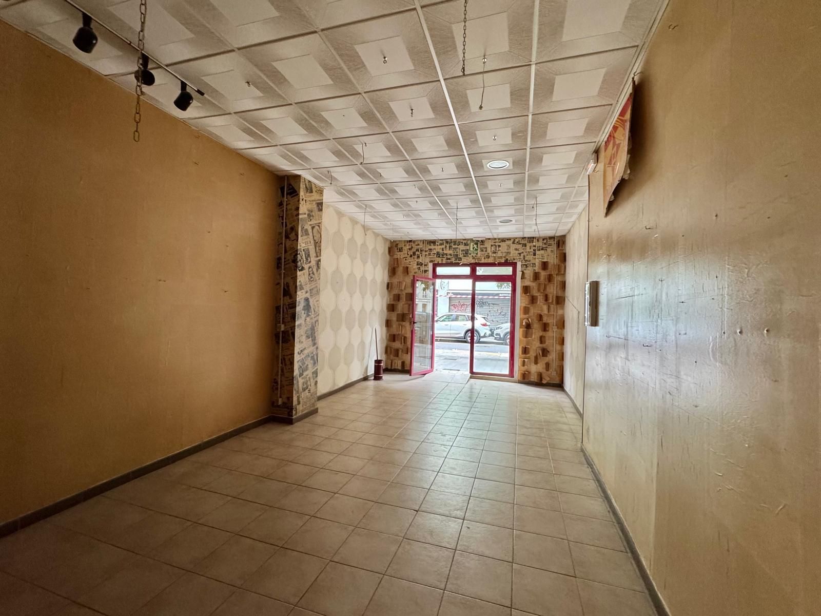 Local de lloguer en  Valencia Capital